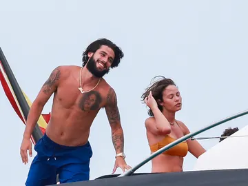 Jessica Bueno y Jota Peleteiro en Formentera Jessica Bueno y Jota Peleteiro en Formentera