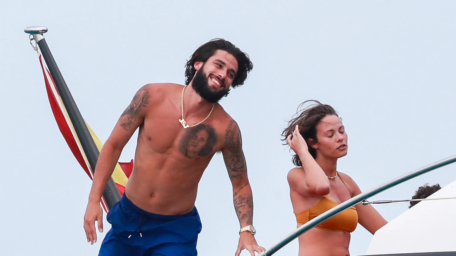 Jessica Bueno y Jota Peleteiro en Formentera Jessica Bueno y Jota Peleteiro en Formentera