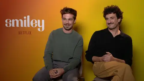 Carlos Cuevas y Miki Esparbé en 'Smiley' Carlos Cuevas y Miki Esparbé en 'Smiley'