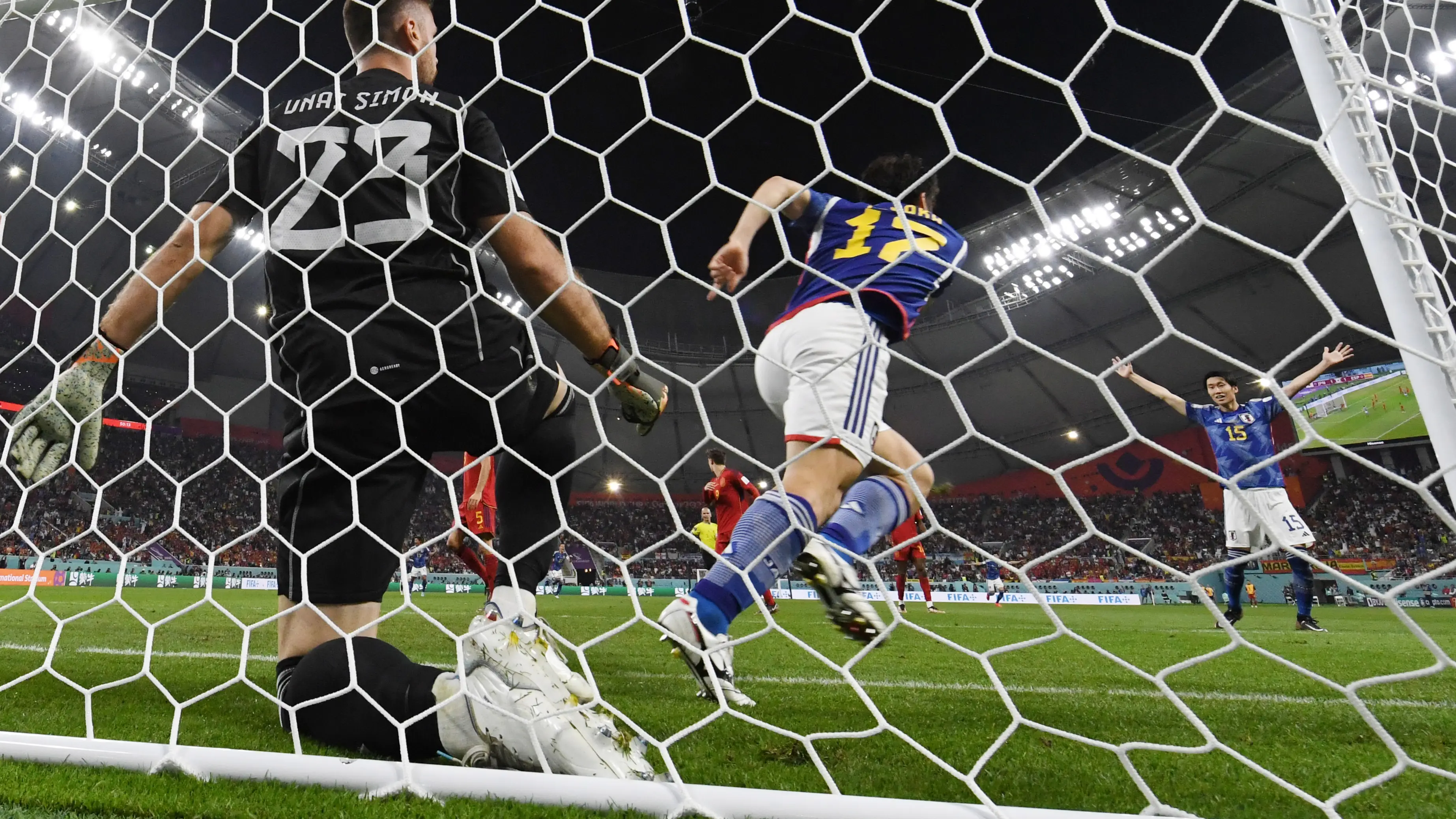 Tanaka celebra el segundo gol ante España Tanaka celebra el segundo gol ante España