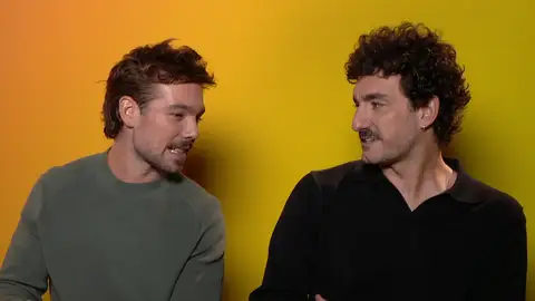 Carlos Cuevas y Miki Esparbé en 'Smiley' Carlos Cuevas y Miki Esparbé en 'Smiley'