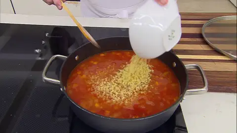 Incorpora la pasta Incorpora la pasta
