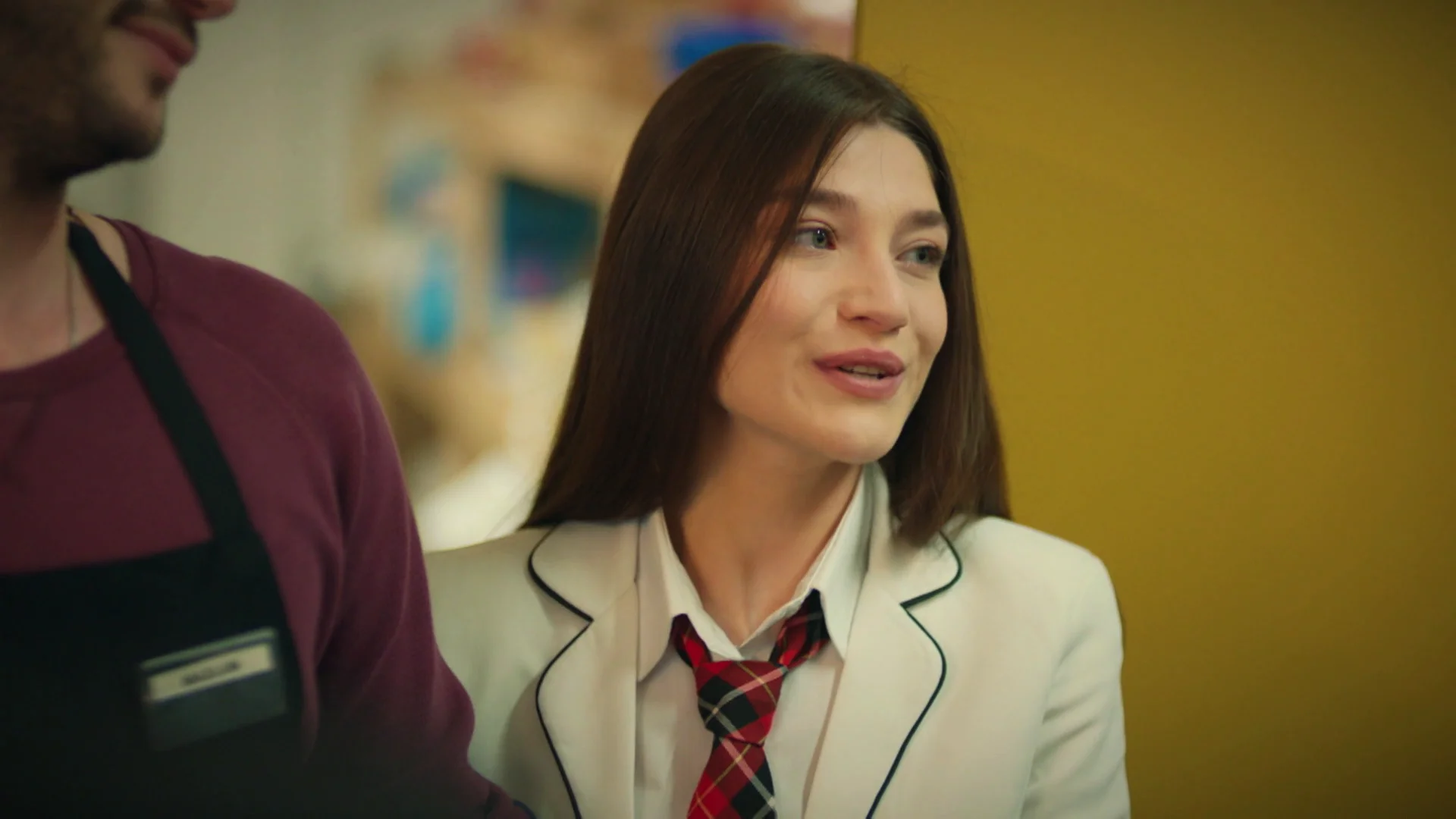 Mazlum y Talya se reconcilian gracias a la ayuda de Kadir y Cemile Mazlum y Talya se reconcilian gracias a la ayuda de Kadir y Cemile