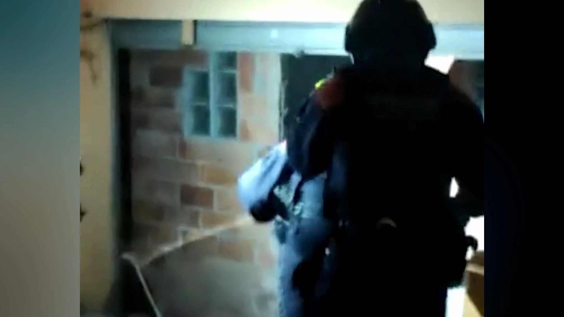 Los Mossos d'Esquadra desmantelan un punto de droga Los Mossos d'Esquadra desmantelan un punto de droga