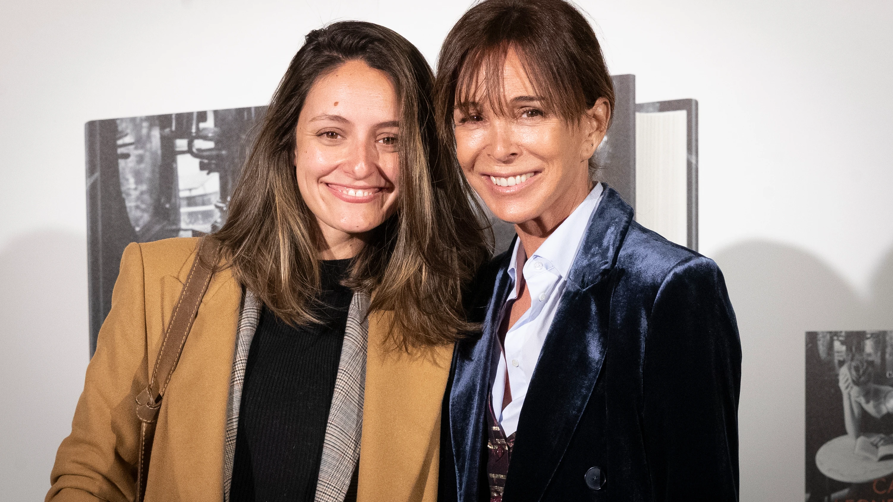 Lydia Bosch y su hija Andrea Molina Lydia Bosch y su hija Andrea Molina