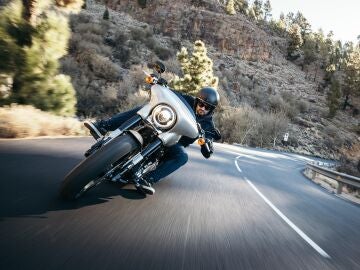 ¿Cómo aumentar la seguridad de una moto?