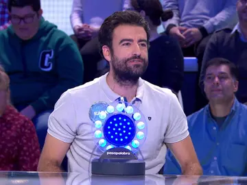 Rafa deja a todos boquiabiertos interpretando una preciosa canción en ‘La Pista’: “¡Qué barbaridad!” Rafa deja a todos boquiabiertos interpretando una preciosa canción en ‘La Pista’: “¡Qué barbaridad!”
