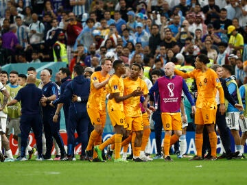 Los jugadores de Argentina y Países Bajos protagonizaron varias trifulcas durante el partido