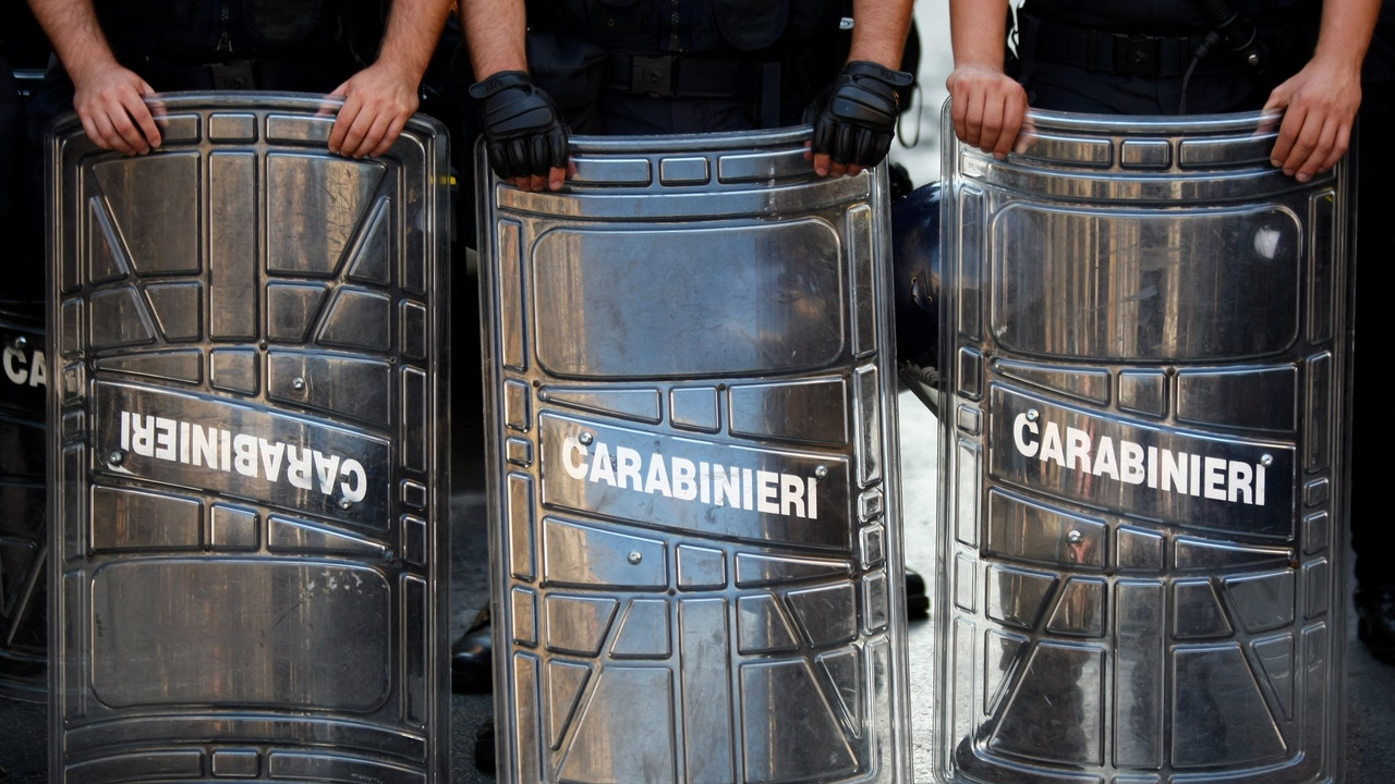 Una manifestazione di quartiere si è conclusa a Roma quando 3 persone sono state uccise