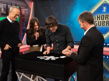 ¡Espectacular! Luis Piedrahita recrea la historia de ‘El peor vecino del mundo’ con un impactante truco de magia ¡Espectacular! Luis Piedrahita recrea la historia de ‘El peor vecino del mundo’ con un impactante truco de magia