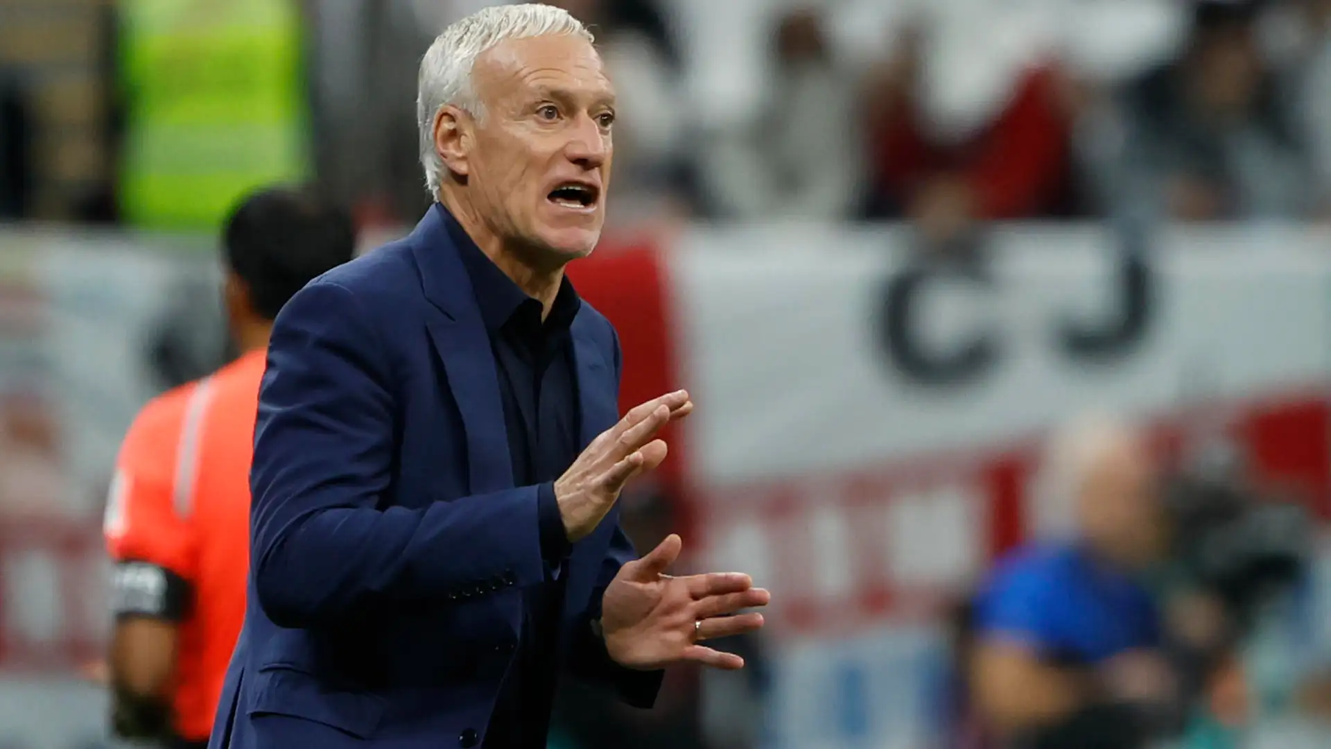 Deschamps, durante el partido contra Inglaterra Deschamps, durante el partido contra Inglaterra