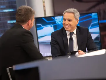 Vicente Vallés se moja sobre qué equipo quiere que gane el Mundial de Catar 2022: “Es mi debilidad” Vicente Vallés se moja sobre qué equipo quiere que gane el Mundial de Catar 2022: “Es mi debilidad”