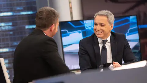 Vicente Vallés se moja sobre qué equipo quiere que gane el Mundial de Catar 2022: “Es mi debilidad” Vicente Vallés se moja sobre qué equipo quiere que gane el Mundial de Catar 2022: “Es mi debilidad”