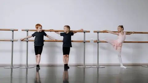 Danza para niños y niñas. Danza para niños y niñas.
