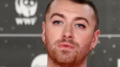 Los mensajes gordofóbicos que Sam Smith ha recibido por llevar la misma prenda que se le aplaudió a Harry Styles Los mensajes gordofóbicos que Sam Smith ha recibido por llevar la misma prenda que se le aplaudió a Harry Styles