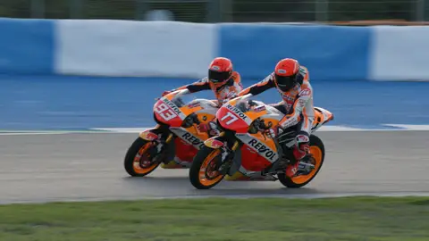 El espectacular debut de Joaquín como piloto de MotoGP junto a Marc Márquez en el circuito de Jerez: “¡Qué pasada!” El espectacular debut de Joaquín como piloto de MotoGP junto a Marc Márquez en el circuito de Jerez: “¡Qué pasada!”