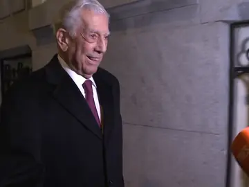 Mario Vargas Llosa cree que Íñigo Onieva ha hecho el camino de Santiago para que Tamara Falcó le perdone Mario Vargas Llosa cree que Íñigo Onieva ha hecho el camino de Santiago para que Tamara Falcó le perdone