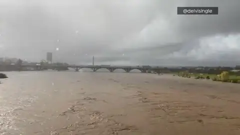 El Guadiana alcanza los 6 metros de altura El Guadiana alcanza los 6 metros de altura