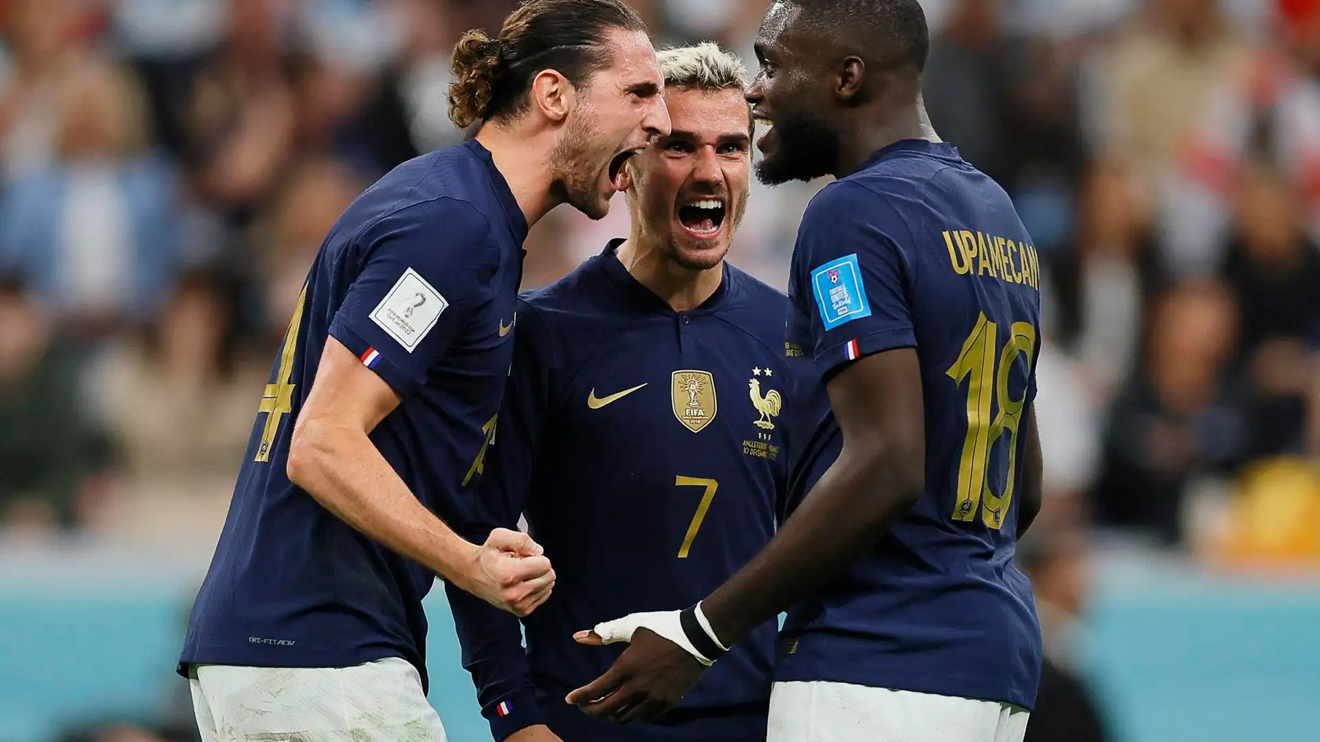 Rabiot y Upamecano, junto a Griezmann