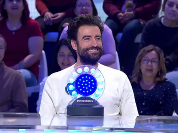 Rafa desespera a Orestes ‘Partiendo la pana’ en ‘La Pista’: “Se las sabe todas” Rafa desespera a Orestes ‘Partiendo la pana’ en ‘La Pista’: “Se las sabe todas”