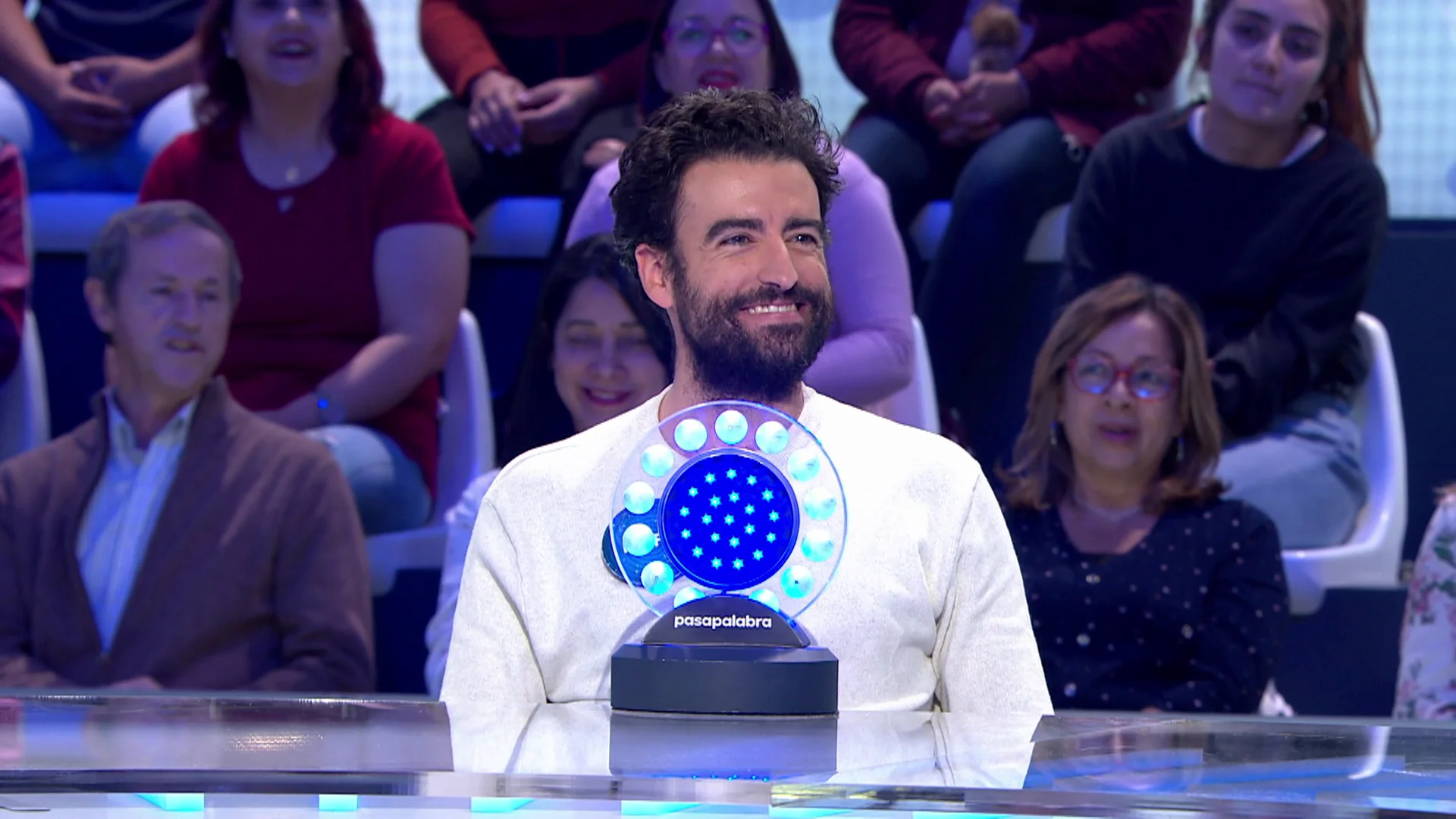 Rafa desespera a Orestes &lsquo;Partiendo la pana&rsquo; en &lsquo;La Pista&rsquo;: &ldquo;Se las sabe todas&rdquo;