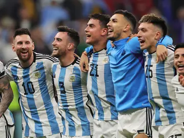 Los futbolistas argentinos celebran el pase a la final Los futbolistas argentinos celebran el pase a la final