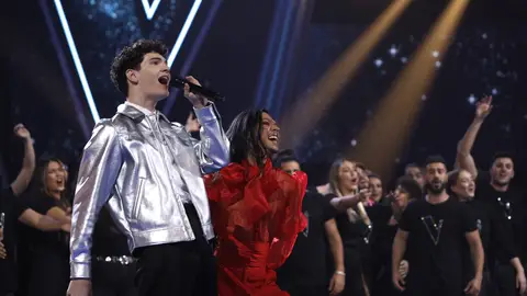 Los 52 talents de ‘La Voz’ sorprenden cantando juntos ‘La música no se toca’ en la Gran Final Los 52 talents de ‘La Voz’ sorprenden cantando juntos ‘La música no se toca’ en la Gran Final