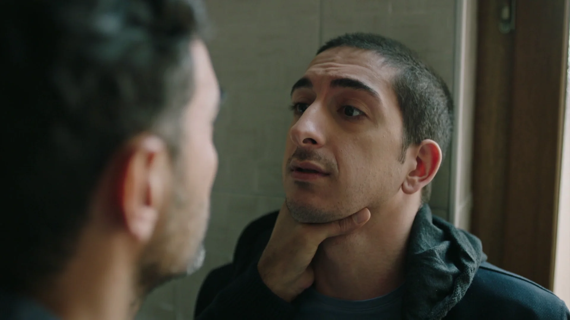 Eren, a punto de matar a Engin tras sus amenazas: “Voy a apretar el gatillo. No me pongas a prueba” 