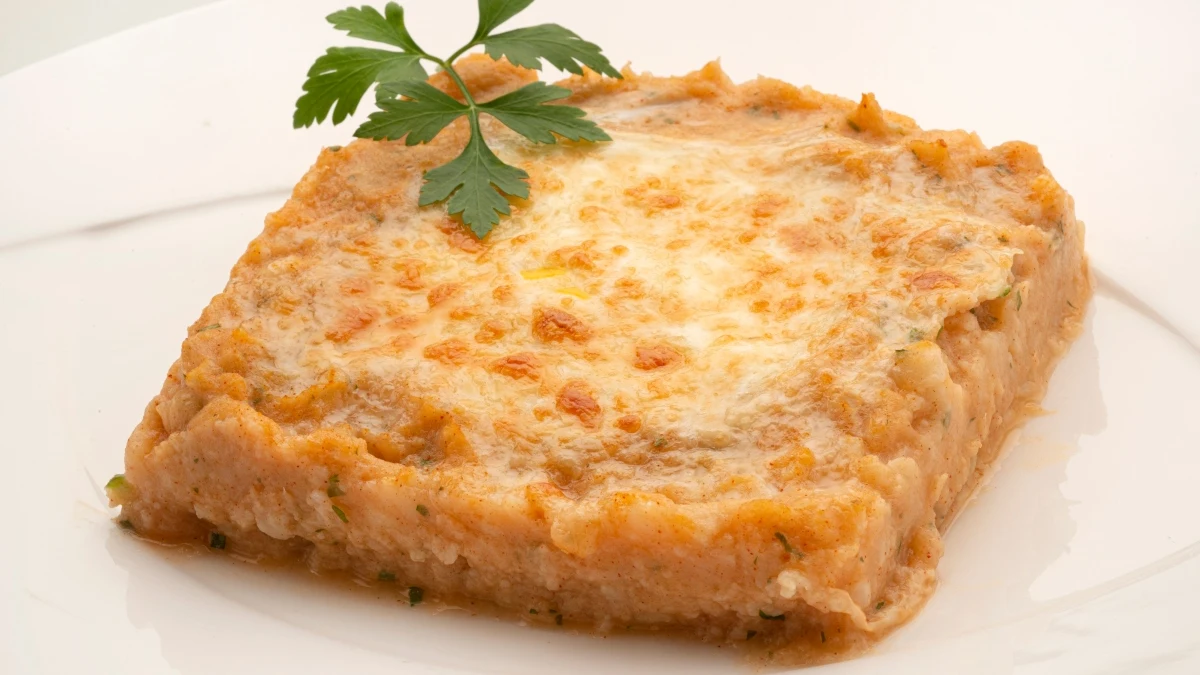 Gratinado de coliflor con huevo, la receta de Karlos Argui&ntilde;ano