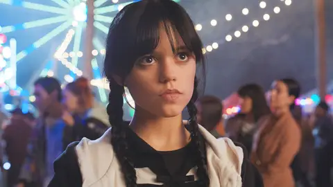 Jenna Ortega como Miercoles Addams Jenna Ortega como Miercoles Addams