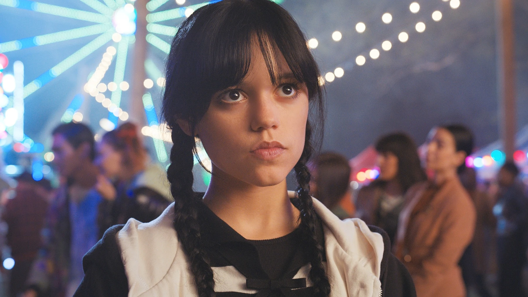 Jenna Ortega como Miercoles Addams Jenna Ortega como Miercoles Addams