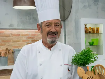 Menú de Nochebuena 2022: las recetas ideales de Karlos Arguiñano Menú de Nochebuena 2022: las recetas ideales de Karlos Arguiñano