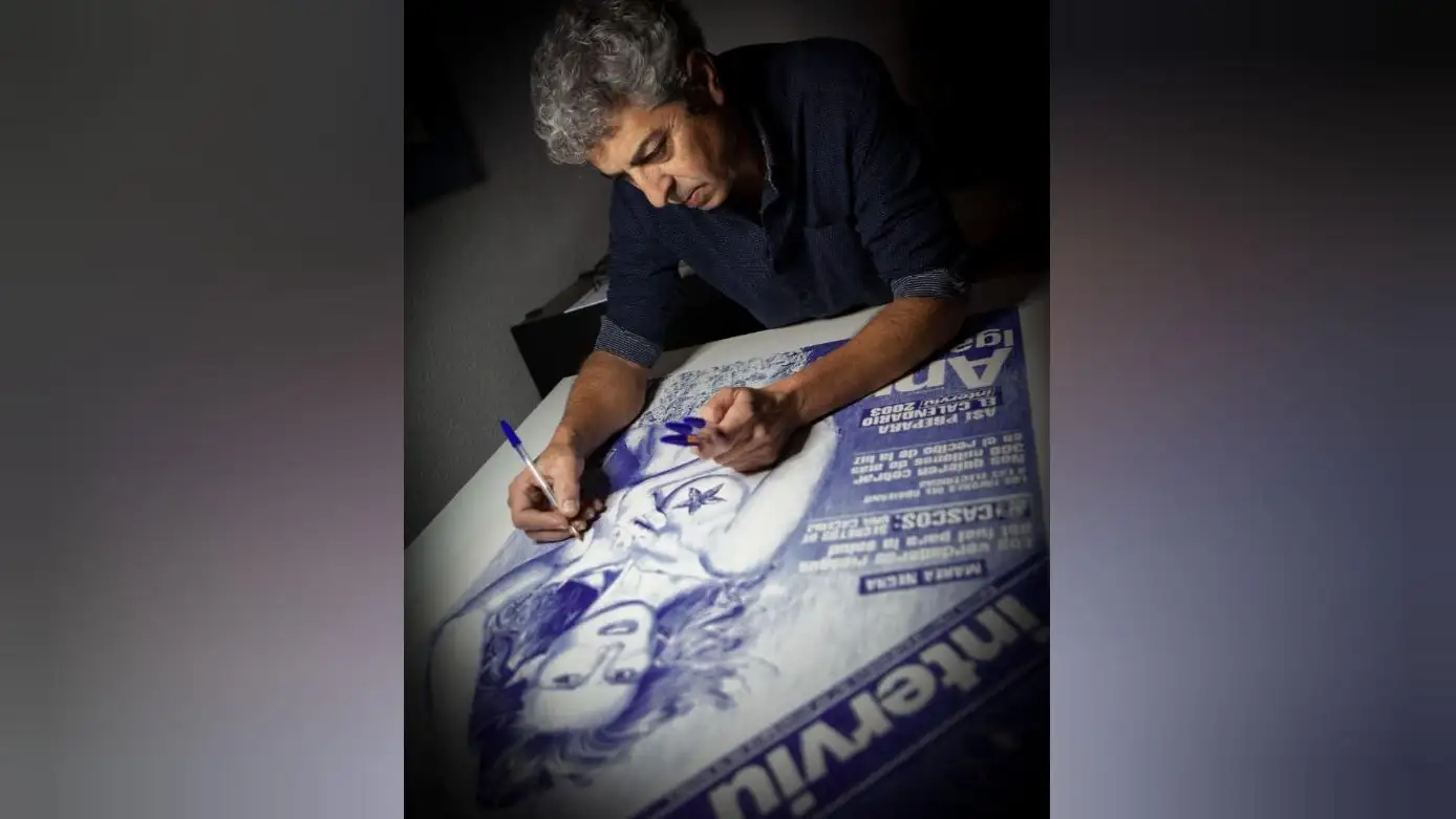 Paco Díaz, artista de retratos a bolígrafo Paco Díaz, artista de retratos a bolígrafo