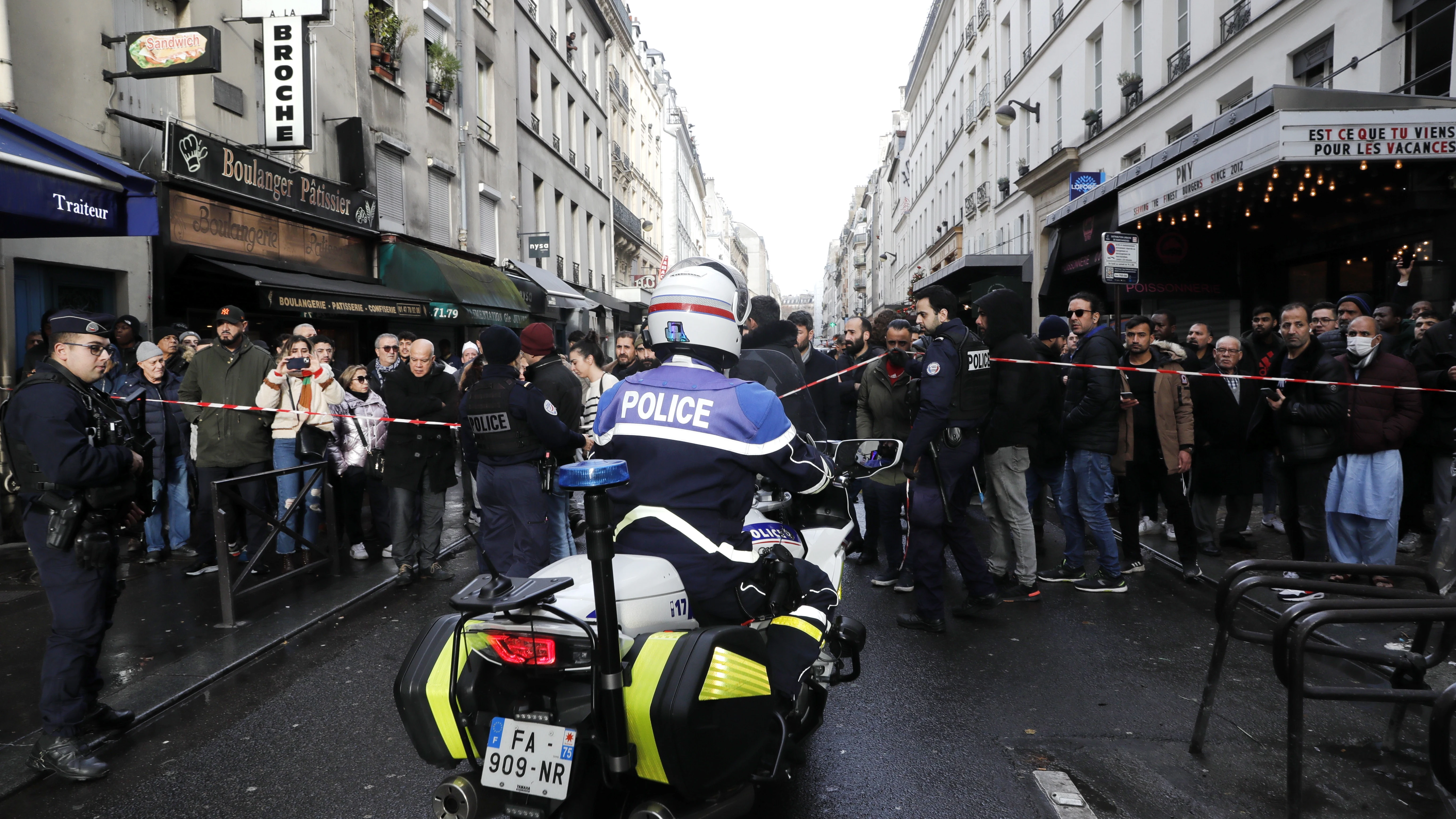 Tiroteo en París Tiroteo en París
