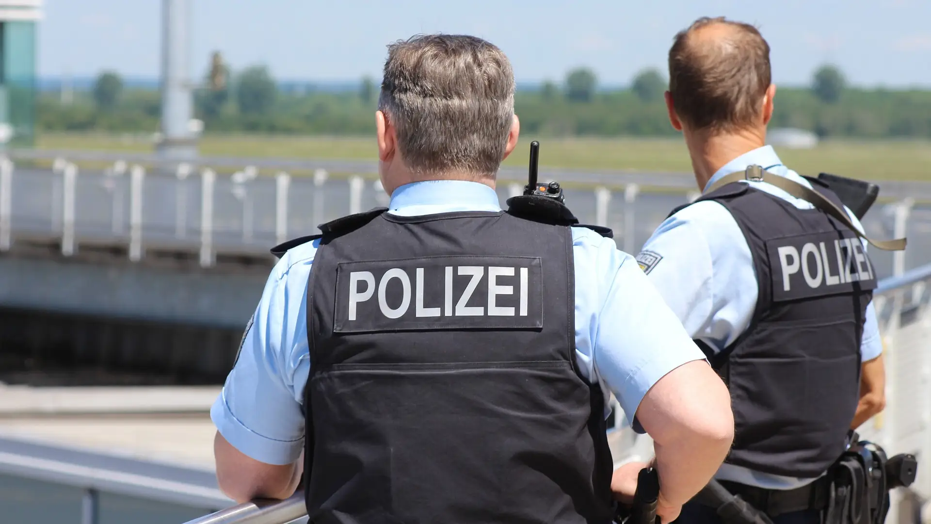 Detienen en Alemania a un agente de Inteligencia por actuar como posible agente doble para Rusia Detienen en Alemania a un agente de Inteligencia por actuar como posible agente doble para Rusia