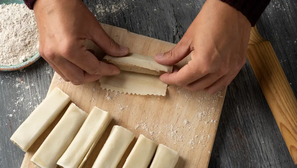 Cierra los canelones con cuidado