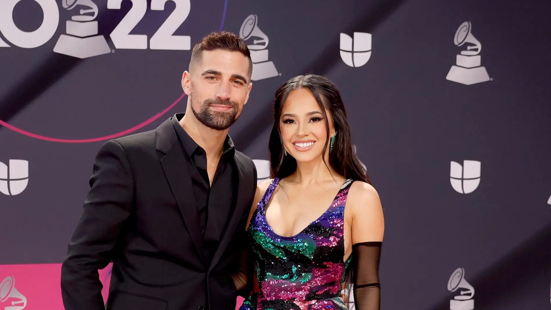 Becky G y Sebastián Lletget