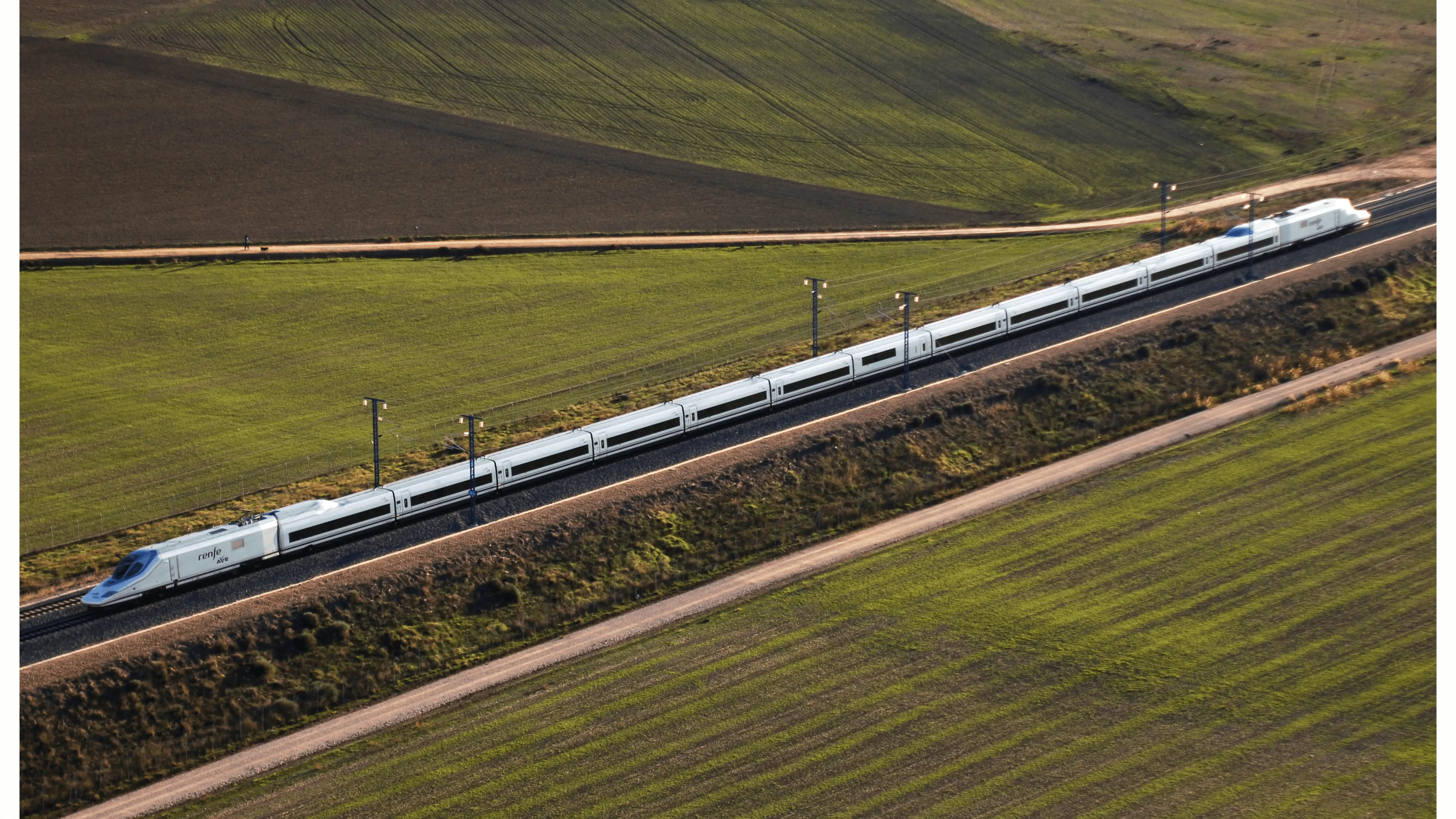 M&aacute;s de dos horas de retraso en un tren de Media Distancia entre Sevilla y Madrid