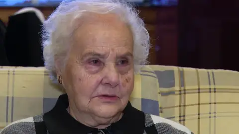 Vicenta ha encontrado a sus hermanos Vicenta ha encontrado a sus hermanos