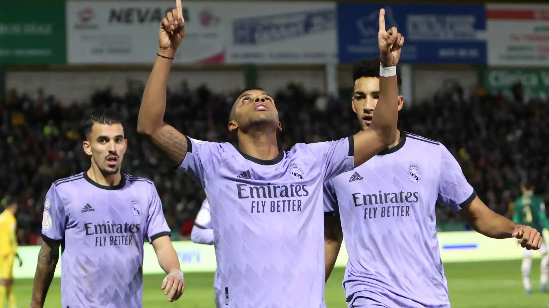 Rodrygo celebra el gol de la victoria ante el Cacereño en Copa del Rey Rodrygo celebra el gol de la victoria ante el Cacereño en Copa del Rey