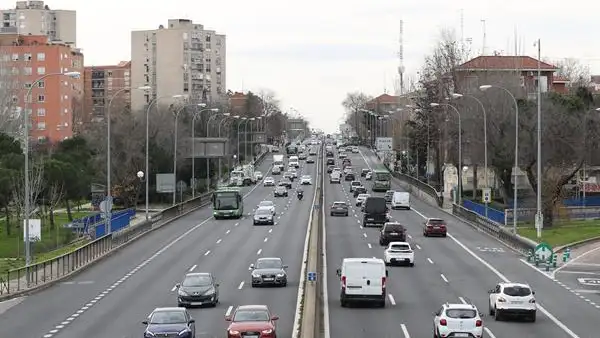 Veh&iacute;culos entrando y saliendo de Madrid en estas navidades