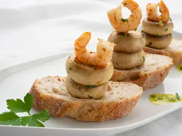 Un entrante de lujo para el día de Reyes: Champiñones a la plancha con gamba Un entrante de lujo para el día de Reyes: Champiñones a la plancha con gamba