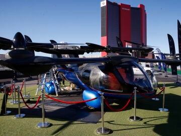 Coche volador de la feria tecnológica de Las Vegas