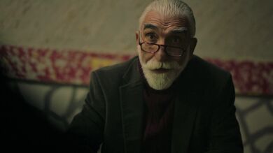 Metin se enfrenta a su padre al creer que él es el asesino de Engin: “Te obligaré a confesar la verdad” 
