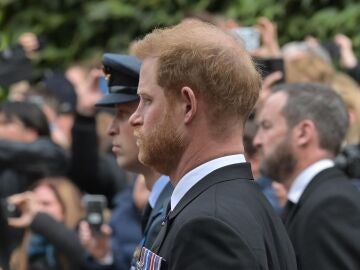 El príncipe Harry durante el funeral de Isabel II