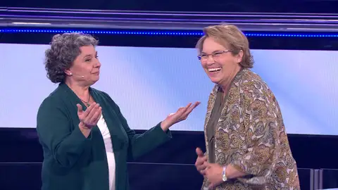 El milagro de Conchita y Carmen: su amistad sirve para conseguir 25.000 euros en ‘Atrapa un millón’ El milagro de Conchita y Carmen: su amistad sirve para conseguir 25.000 euros en ‘Atrapa un millón’