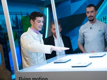 ¡Absolutamente increíble! Marron sorprende con lo último en levitación ¡Absolutamente increíble! Marron sorprende con lo último en levitación