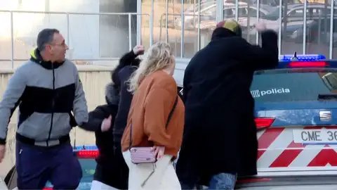 Los padres de la menor violada Los padres de la menor violada