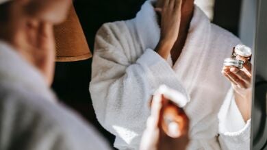 ¿Qué es la cosmeticorexia? Descubre si estás obsesionada con tu piel