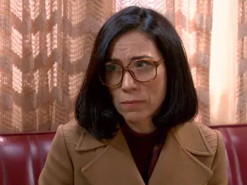 Manolita aparta a Cristina de la defensa de Ciriaco: “Tengo que hacerlo por el bien de mi hijo” Manolita aparta a Cristina de la defensa de Ciriaco: “Tengo que hacerlo por el bien de mi hijo”